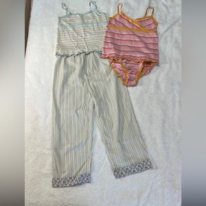 2 pair of Gymboree 2 piece pajamas size 4 & 5-6